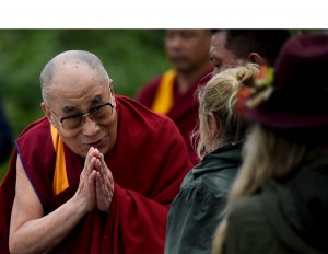 En 2008 fue lanzado "Songs for Tibet", le primer disco tributo al Dalai Lama