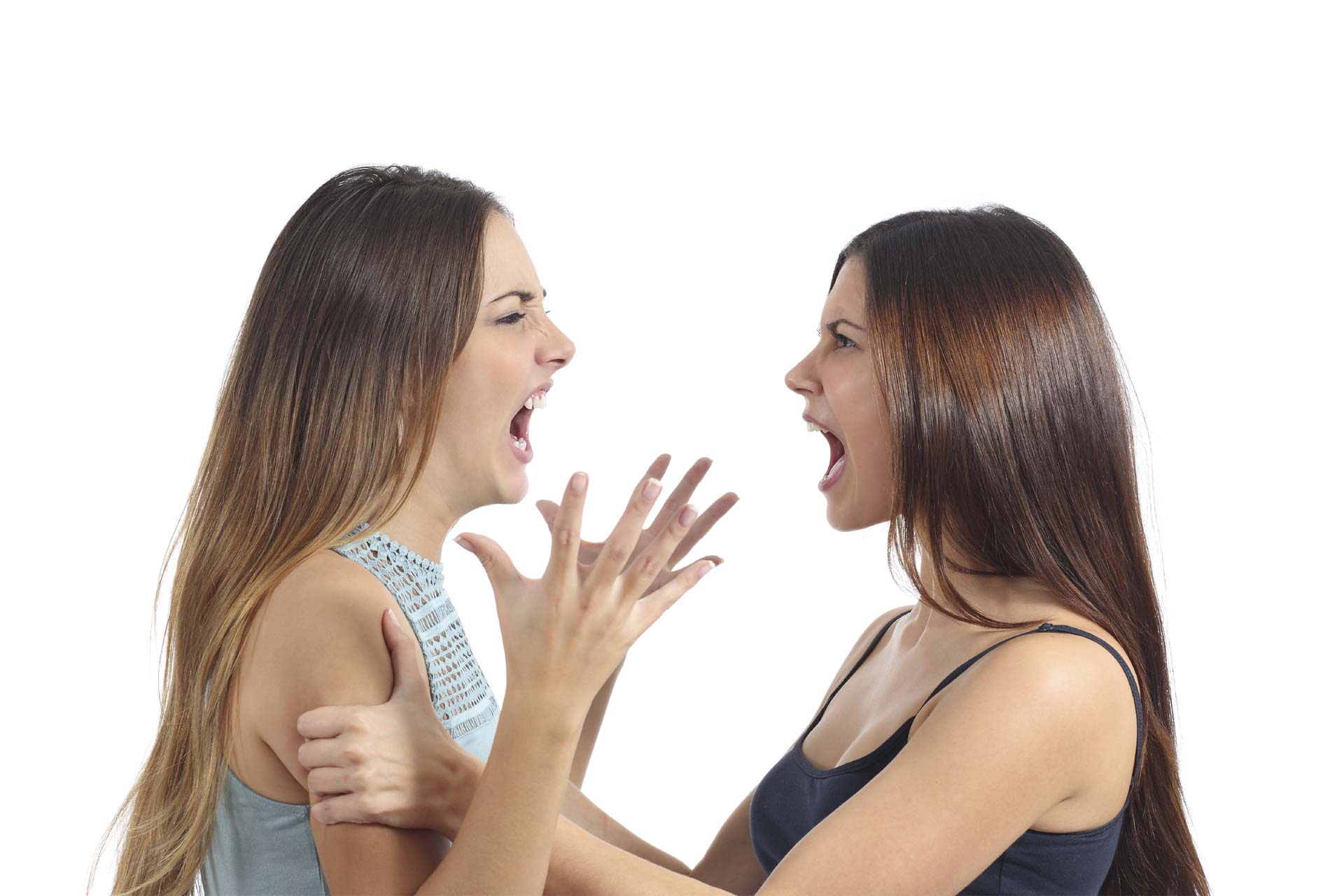 Девки спорили. Две женщины спорят. Девушки спорят друг с другом. Женская агрессия. Конфликт между подругами.