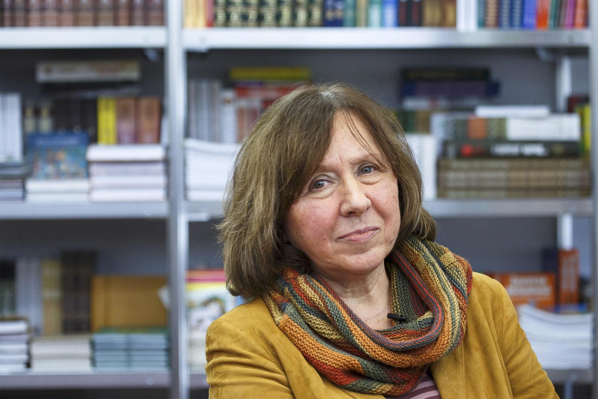 Según la Academia, la oba de la bielorrusa Svetlana Alexievich es 