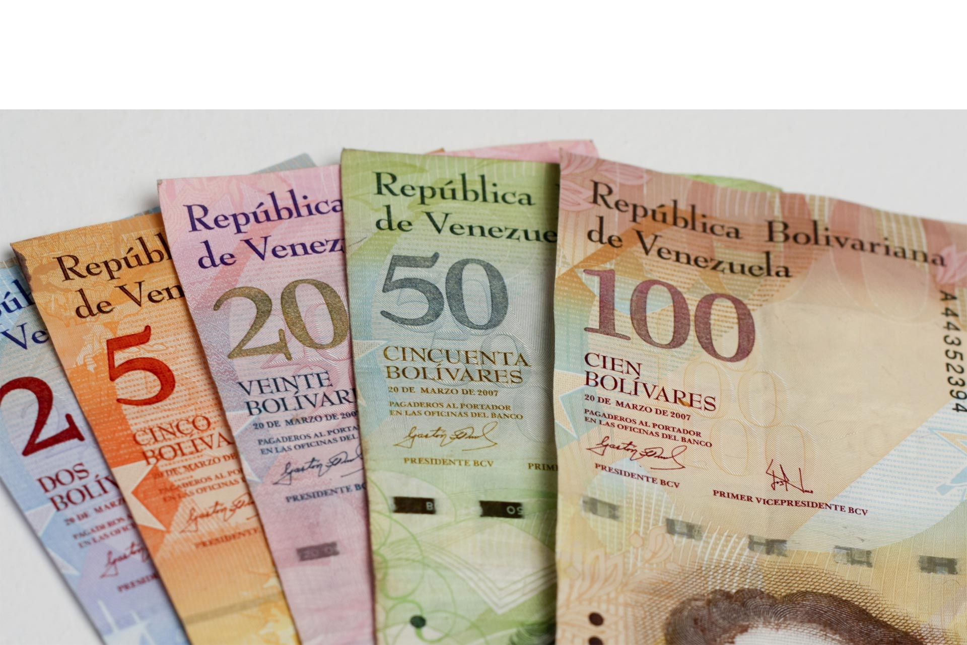 Aumentará el salario mínimo venezolano