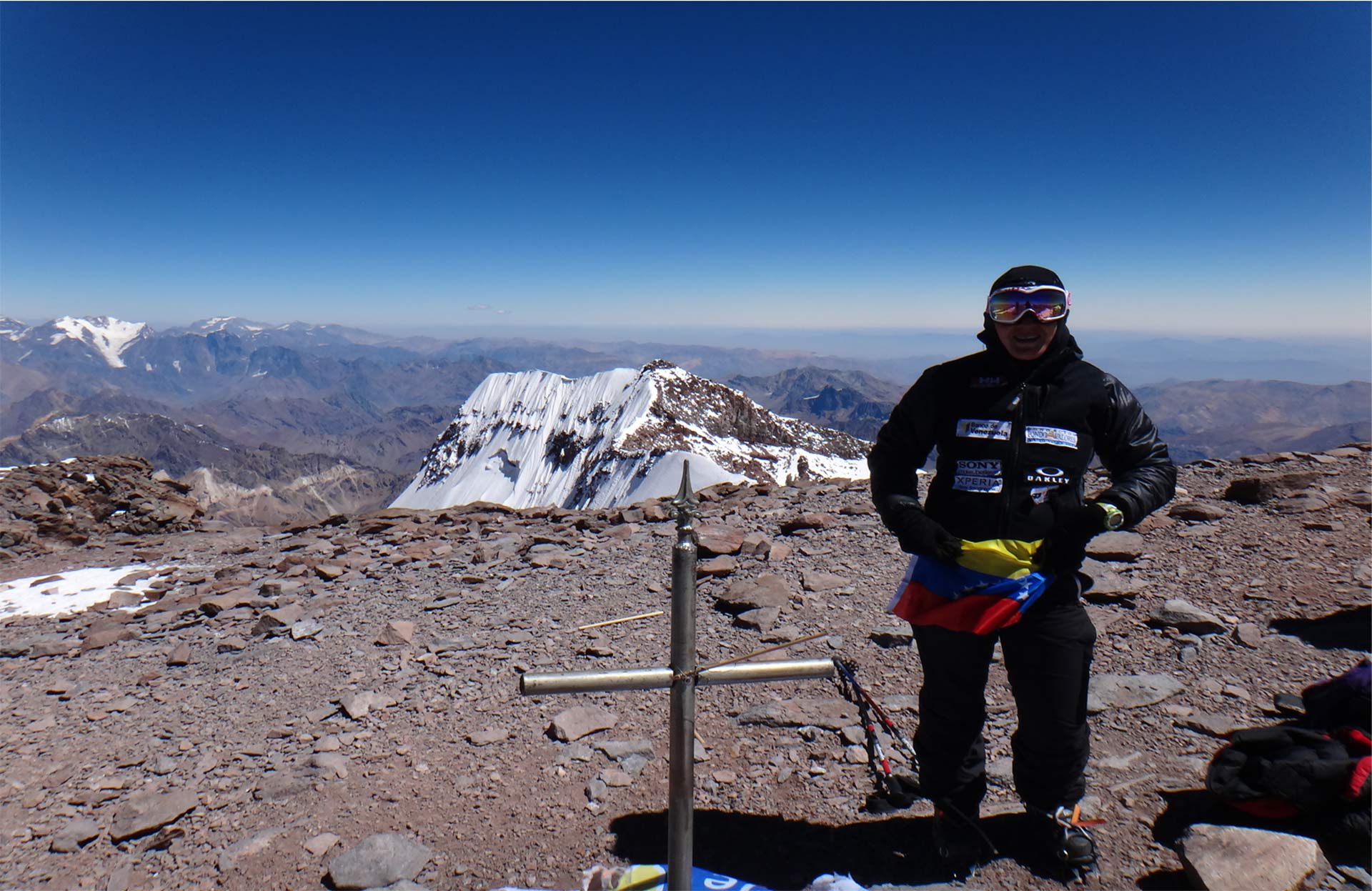Este domingo la venezolana logró llegar a lo más alto del Monte Kosciuszko en Australia, sumando cuatro cumbres y queda a solo tres de alcanzar su meta