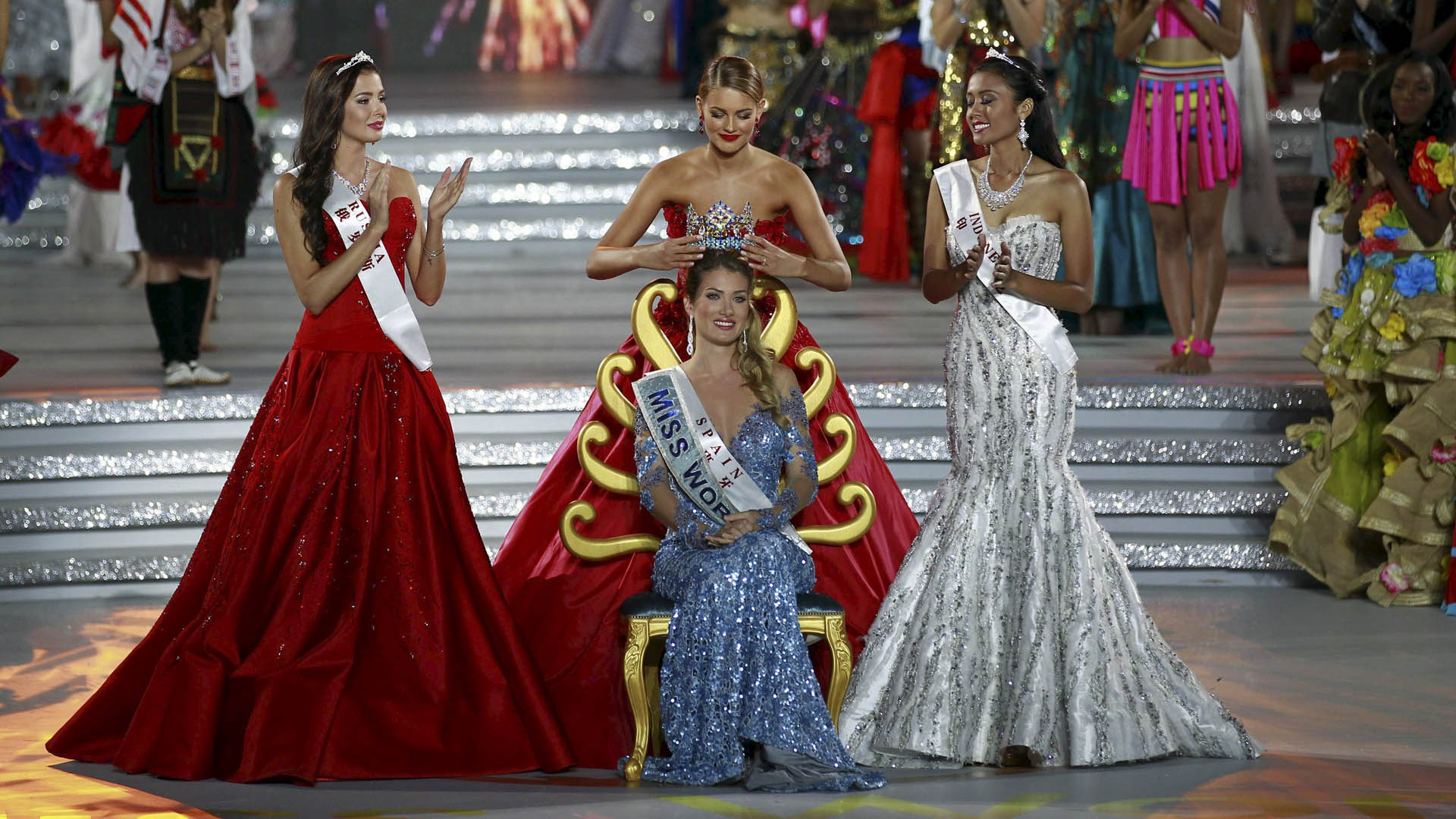 Mireia Lalaguna de 22 años fue coronada como Miss Mundo 2015. El certamen fue celebrado en China