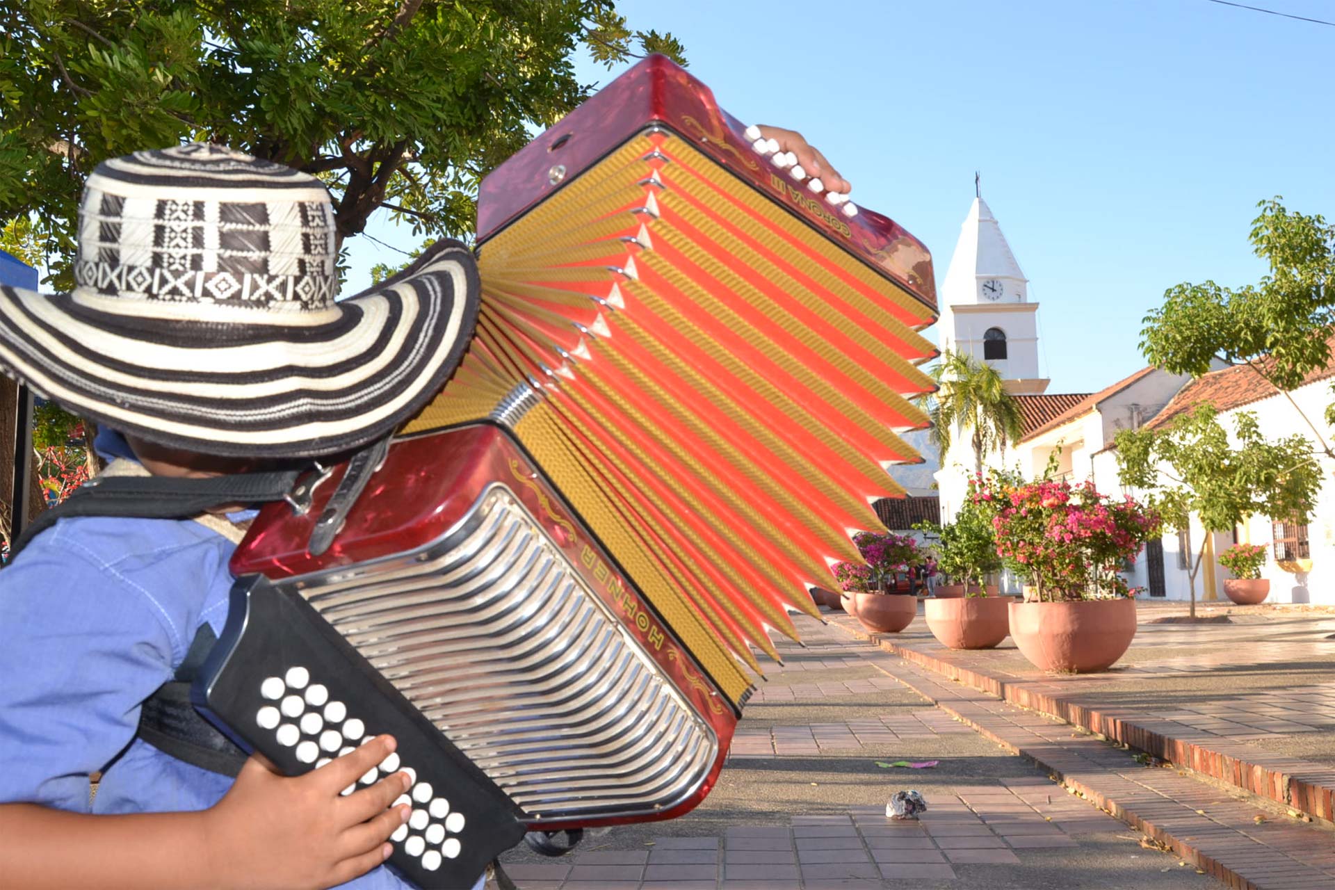 En Colombia se mostraron muy satisfechos por la noticia. Se ha destacado la necesidad de salvaguardar este género musical
