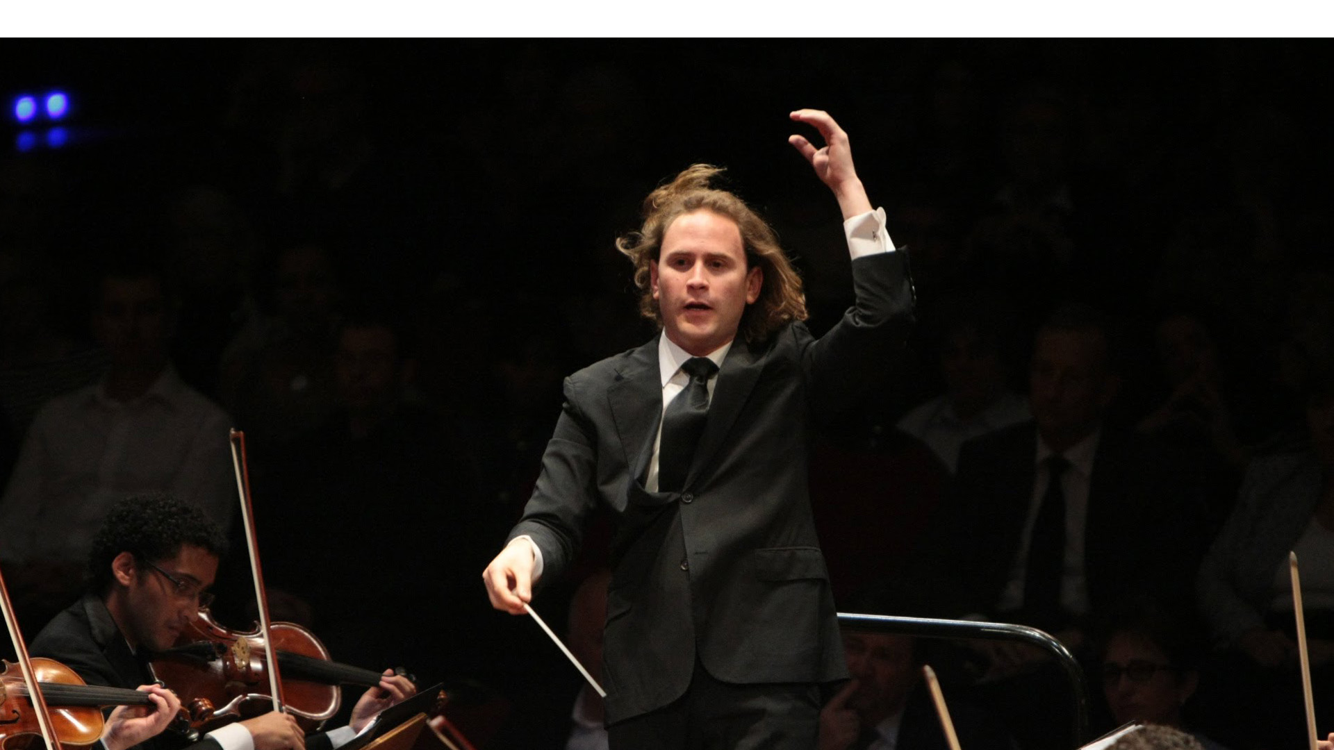 Christian Vásquez fue nombrado director principal invitado de la Orquesta de Het Gelders hasta finales de 2018