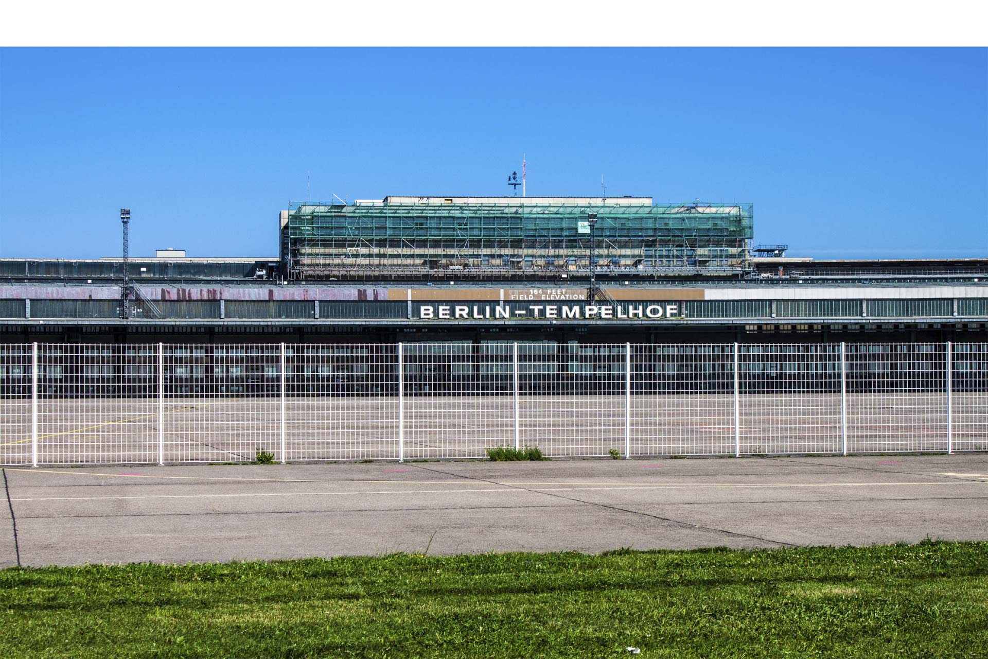 Las autoridades de Berlín quieren transformar el aeropuerto de Tempelhof en un sitio de acogida para los migrantes
