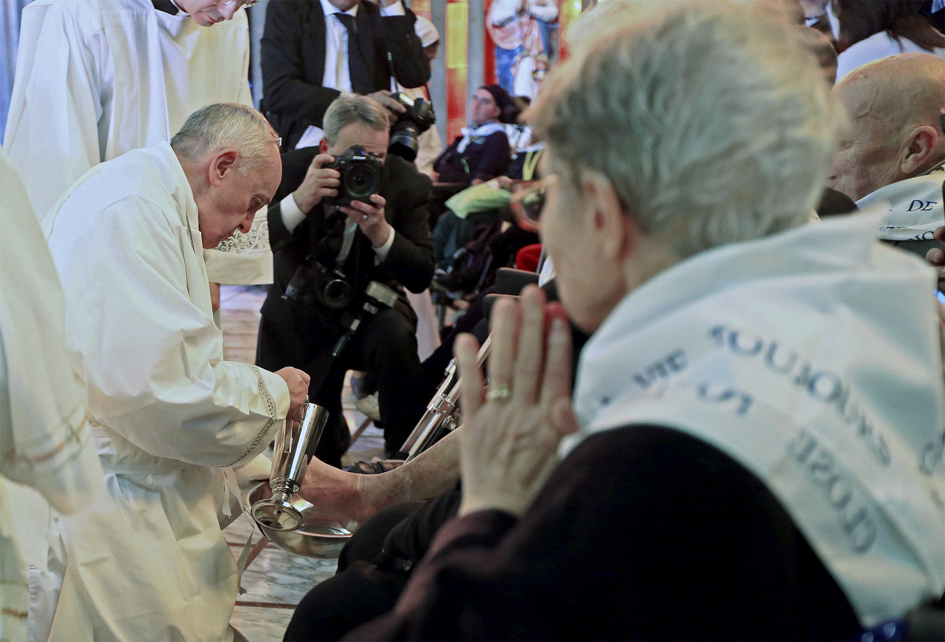 Luego de incluir a presos, enfermos y discapacitados, el Papa sigue dando oportunidades a más personas