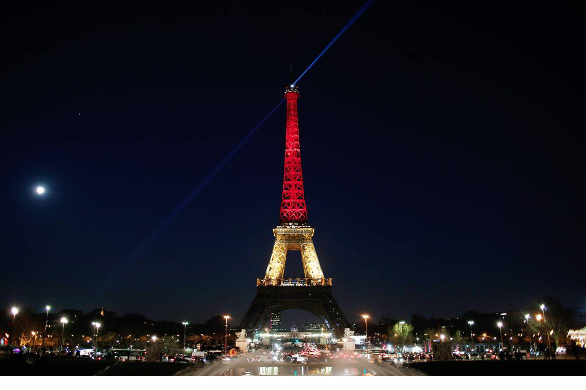Desde el One World Tarde Center en Nueva York hasta la Torre Eiffel en París, monumentos se iluminaron de negro, amarillo y rojo