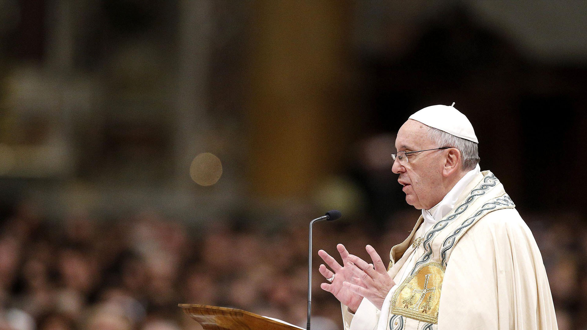 El pontífice solicitó a los sacerdotes católicos entender las realidades actuales y aceptar más el divorcio y la homosexualidad