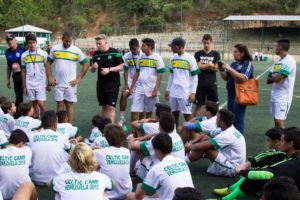 CELTIC CAMP - Venezuela. Campamento vacacional desarrolla futbolistas. El Sumario.
