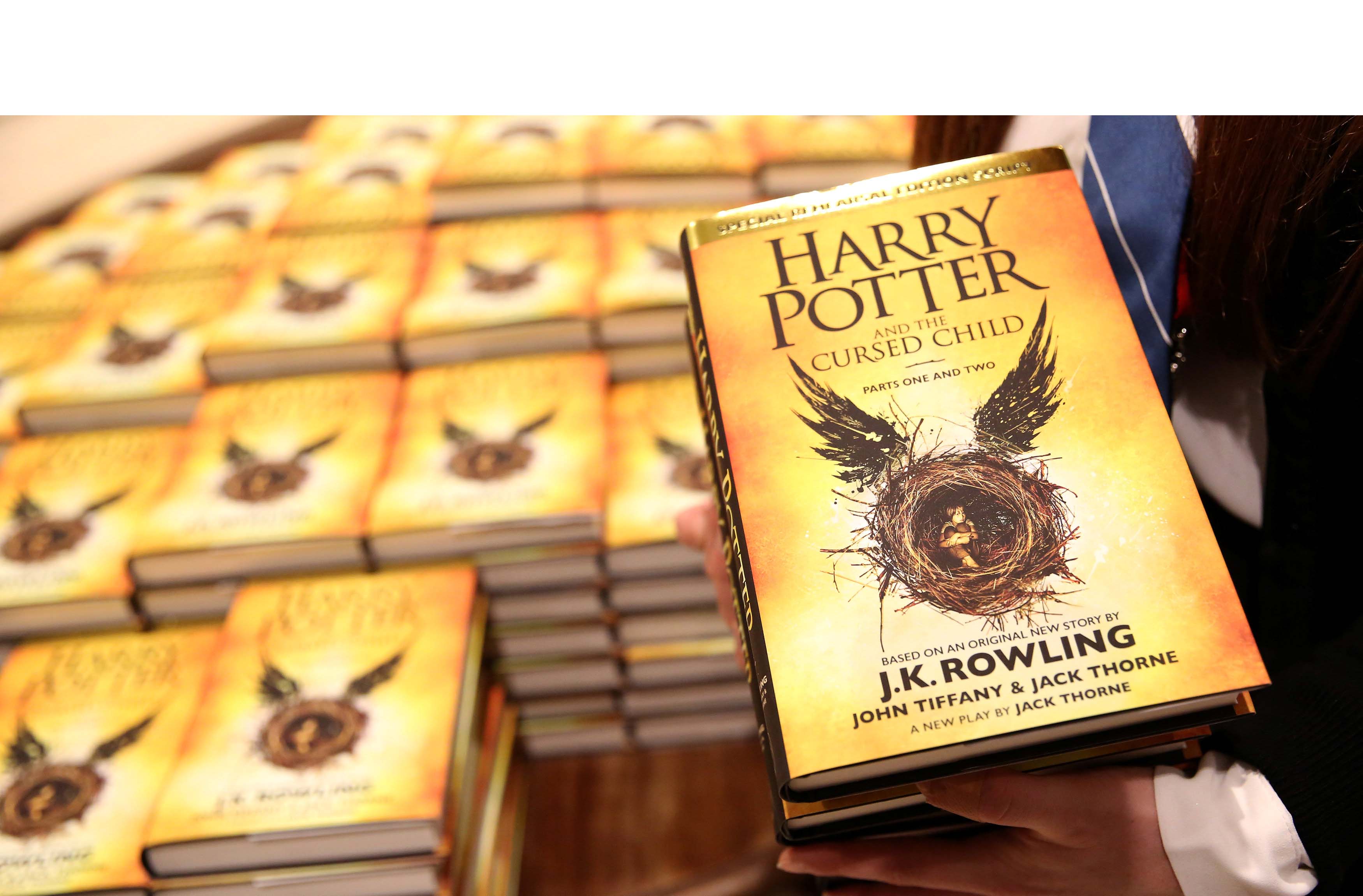 Tras su publicación, la nueva entrega de la saga "Harry Potter y el legado maldito" llegará en versión español el próximo 28 de septiembre