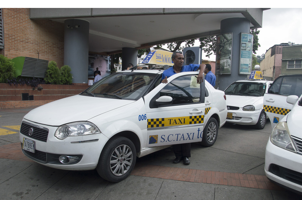 Los taxistas ubicados en el centro comercial Tolón y San Ignacio implementarán los puntos de venta a partir del próximo 15 de octubre