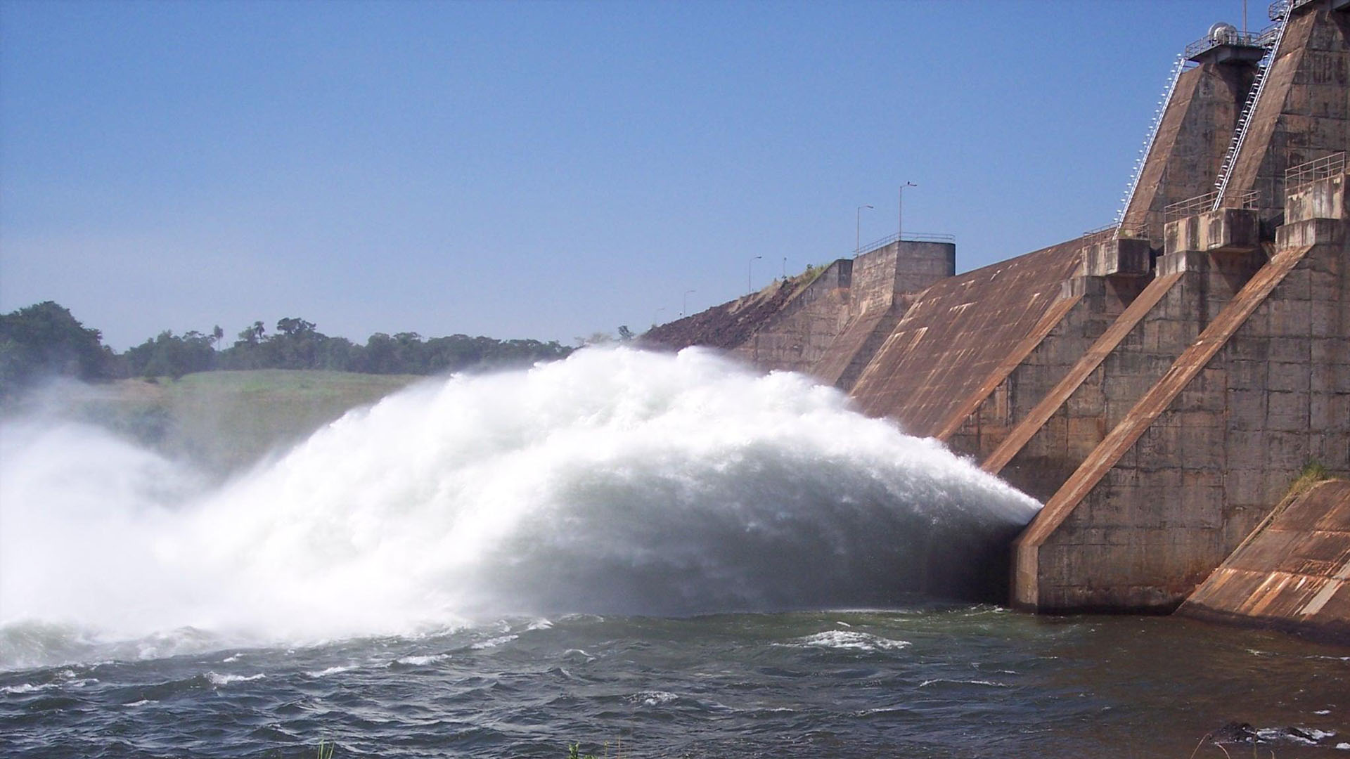 El Gobierno construirá una central hidroeléctrica en la región central con un crédito de 550 millones de dólares