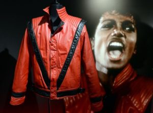 La chaqueta que usó el rey del pop es uno de los atuendos más caros