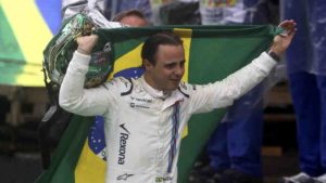 Unos de los momentos más emocionantes de la carrera fue la ovación a Felipe Massa 