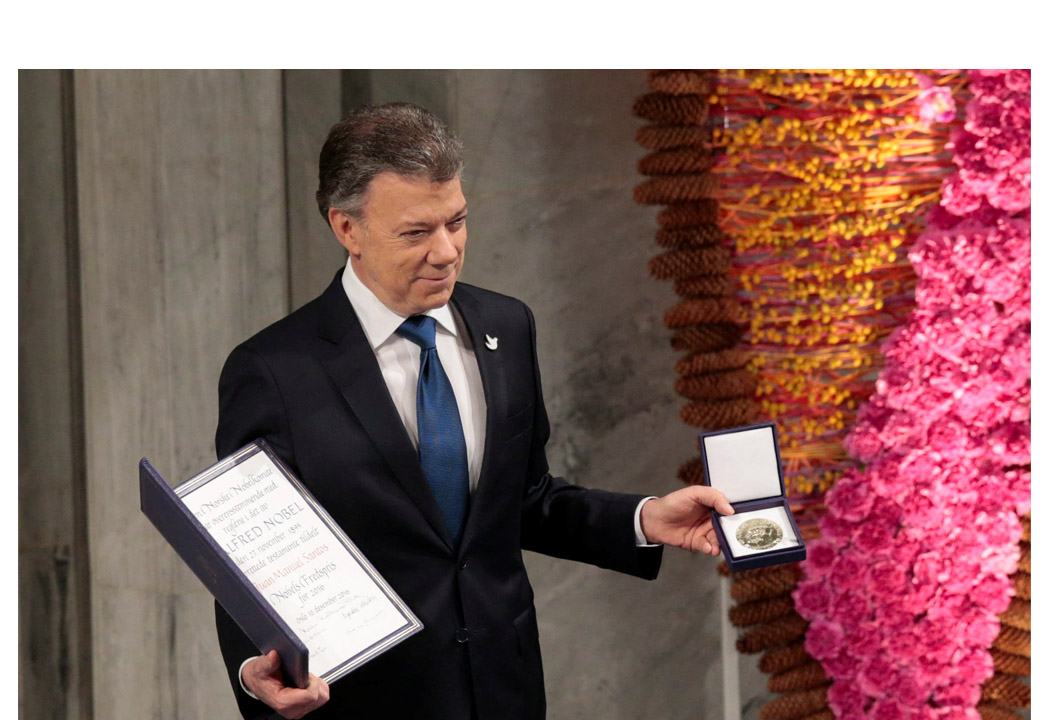 El presidente colombiano recibió este sábado en Noruega el galardón por sus esfuerzos para poner punto final al conflicto armado
