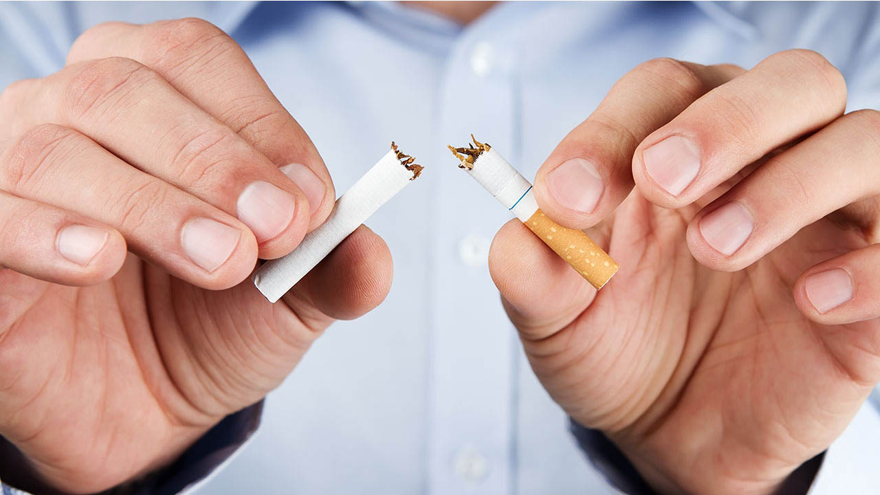 Castillo Rojas: Abandonar el hábito de fumar no es fácil