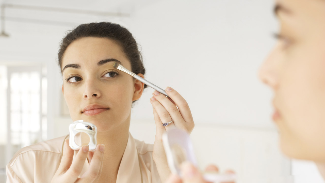 Descubre qué necesitas utilizar para tener un maquillaje ideal