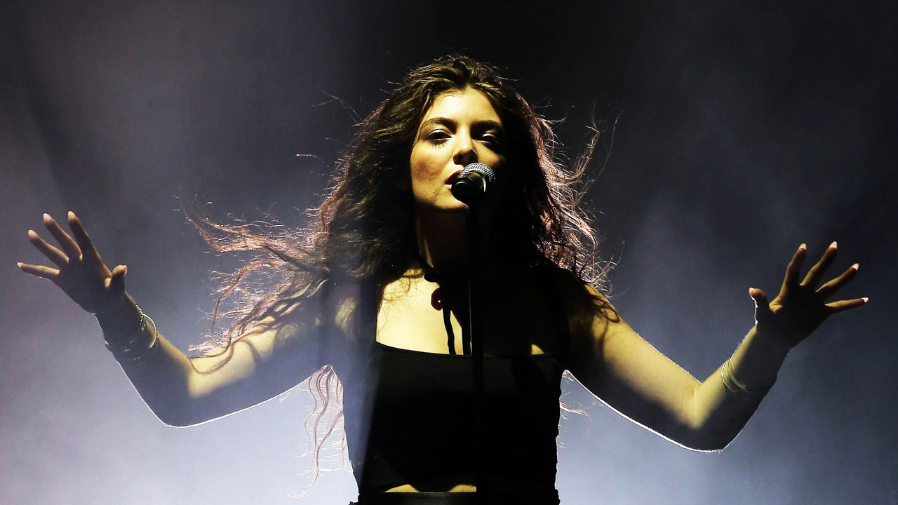 La cantante neozelandesa mostró otro tema de su nuevo disco que se llamará "Melodrama"