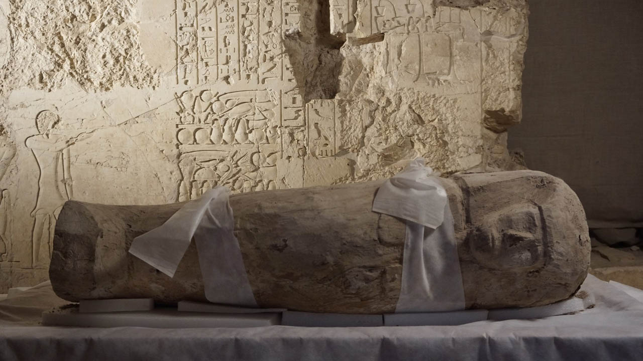 Un grupo de arqueólogos hallaron los sarcófagos en una tumba ubicada en la ciudad de Luxor que se presume data con 3.500 años de antigüedad