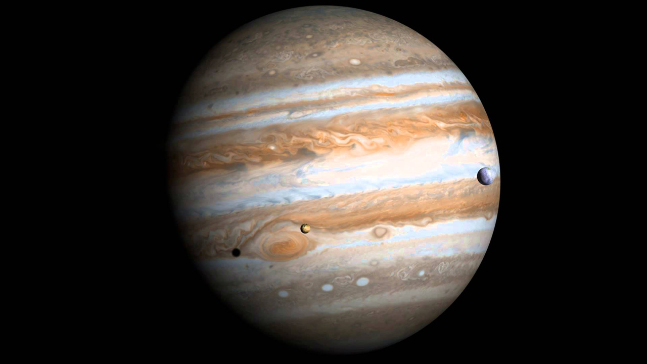 La misión Juno demostró que el planeta posee un enorme campo magnético cerca de su superficie.