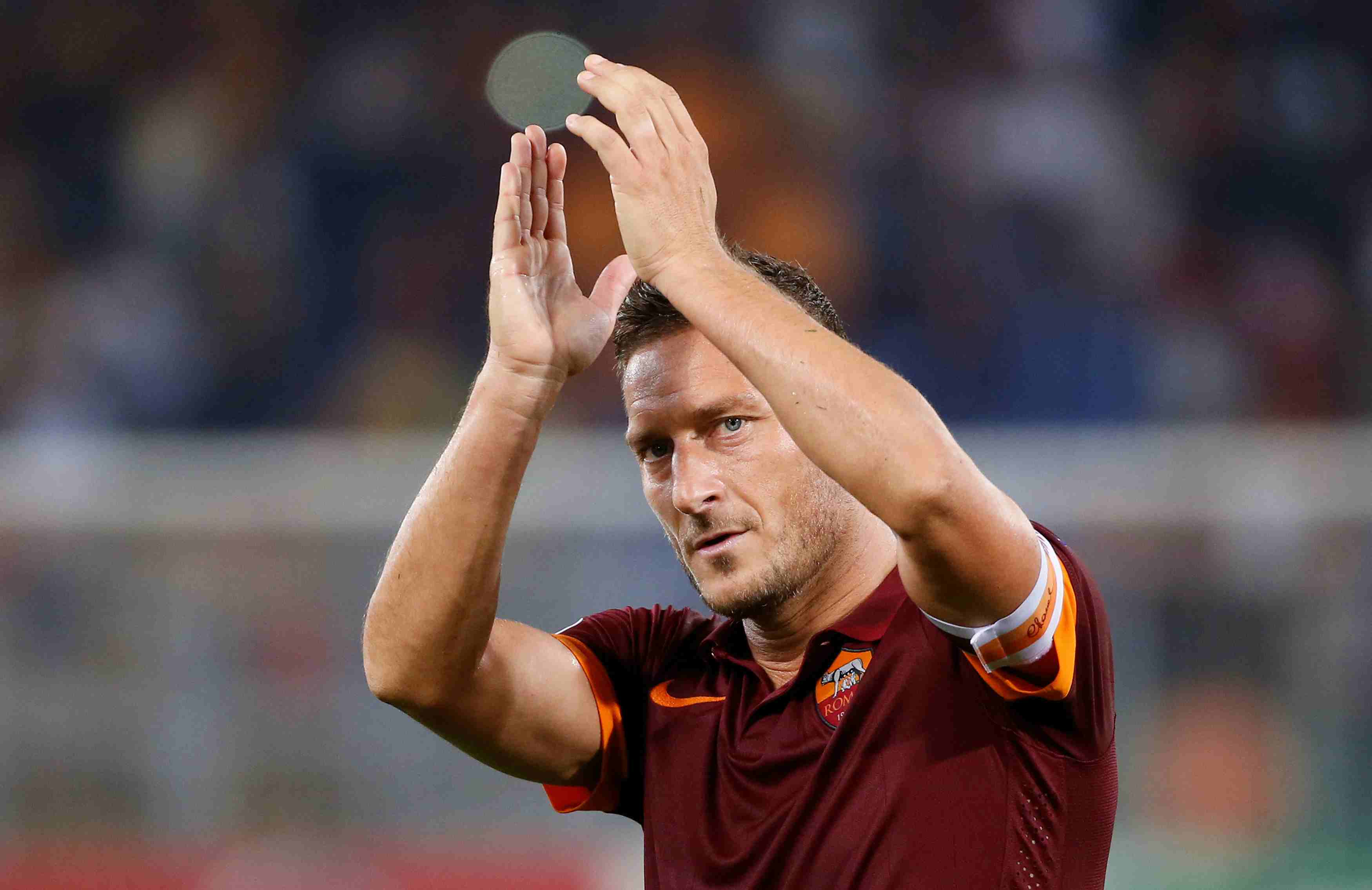 El "eterno capitán" de la Roma dirá adiós al equipo de sus amores en el encuentro frente al Génova