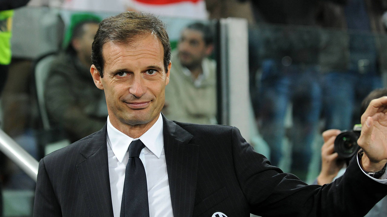 El director tecnico del club italiano renovó hasta junio del 2020 su contrato obteniendo además un beneficio salarial de 8.45 millones anuales