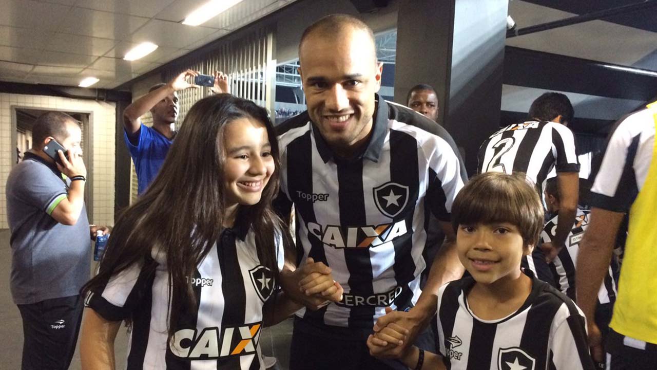 El club brasileño y su hermoso gesto con una niña