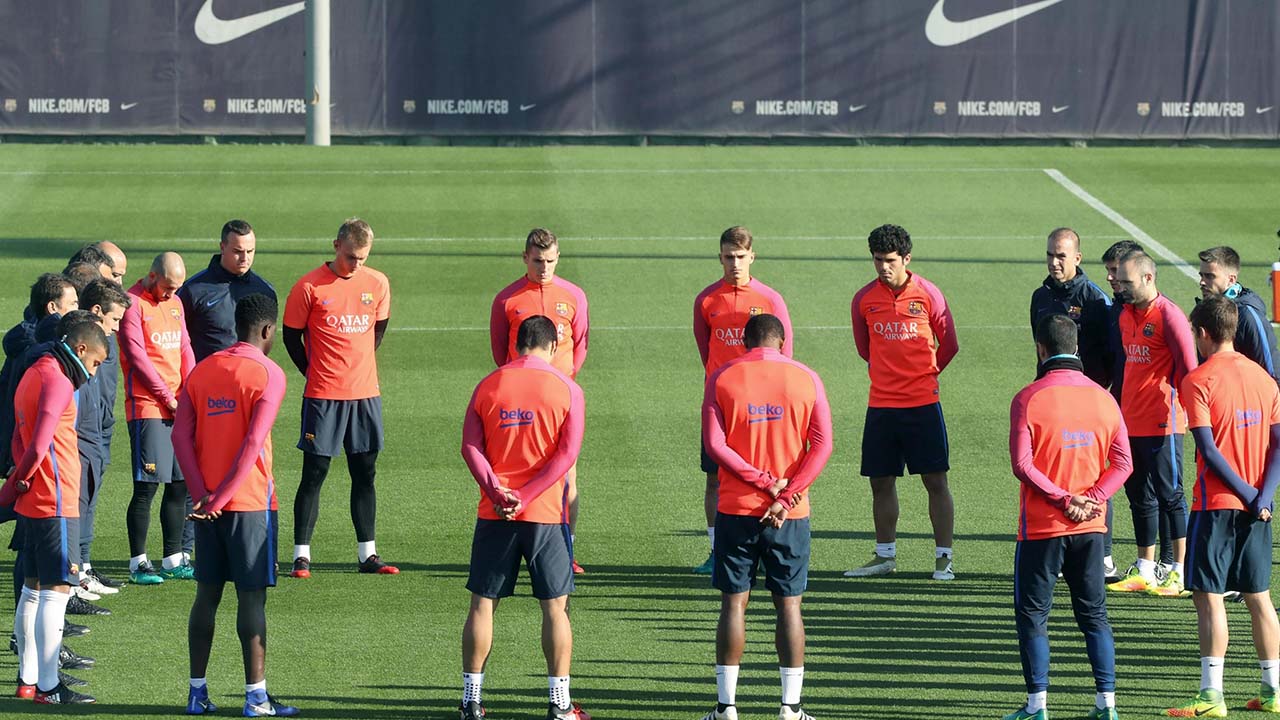 Los jugadores del conjunto catalán llevarán en la parte delantera hashtag #TotsSomBarcelona (todos somos Barcelona)