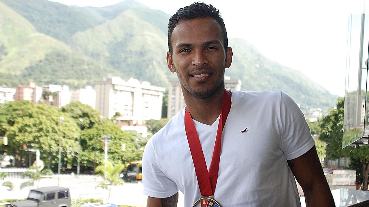 El joven karateca aseguró que continuará "trabajando muy duro para cumplir con la meta de representar a Venezuela en los Juegos Olímpicos de 2020"