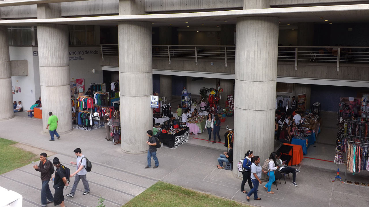 Jóvenes demostraron en la casa de estudios las claves de sus proyectos en el marco del PechaKucha Night Caracas