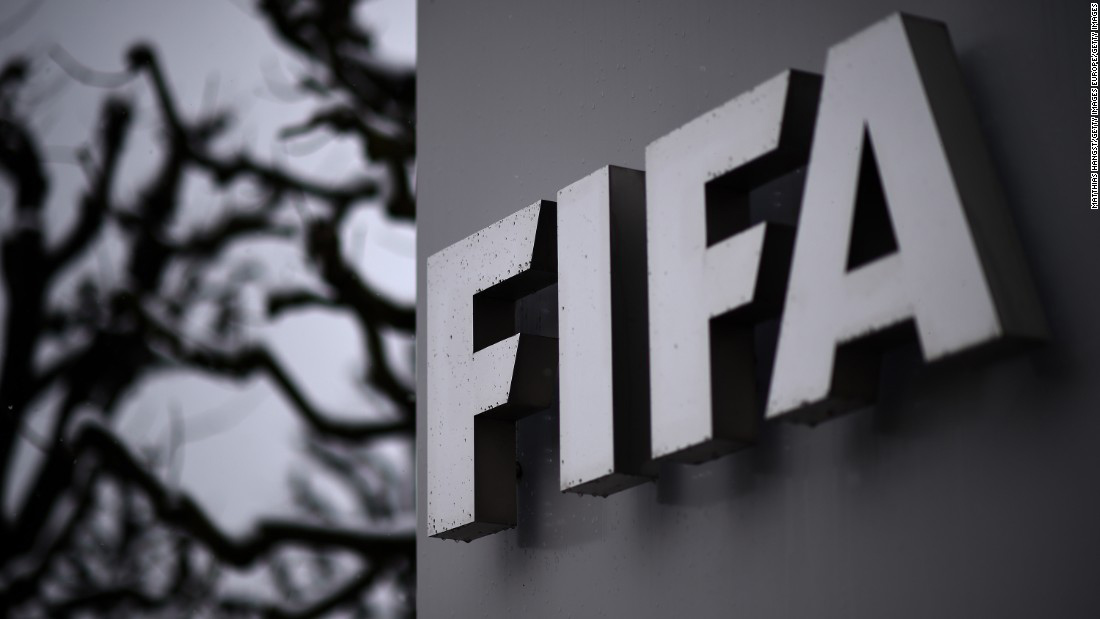 El ente rector del fútbol mundial manifestó su descontento ante una nueva propuesta de ley sobre este deporte por parte de la FPF