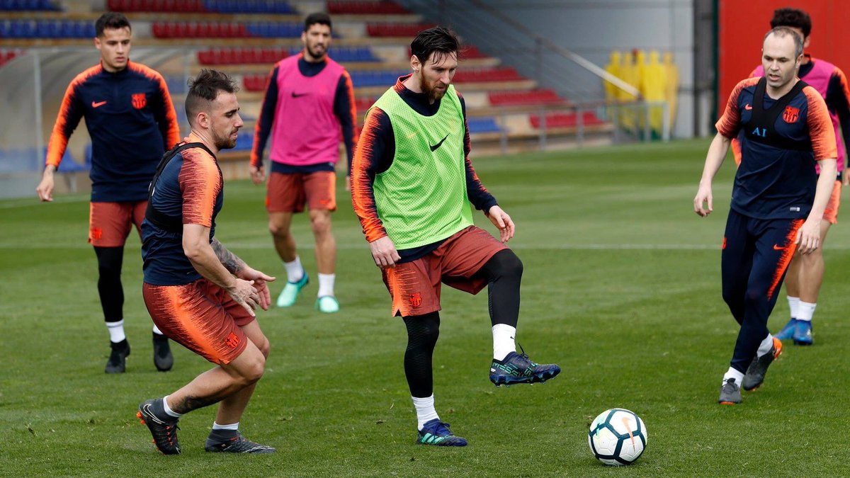 Messi regresó a los entrenamientos con el Barcelona
