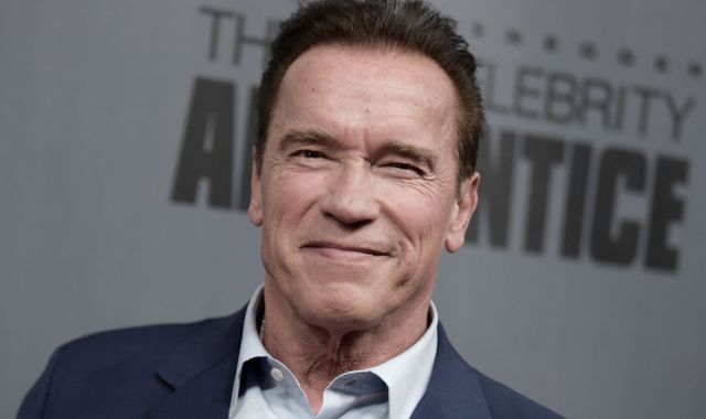 Arnold Schwarzenegger salió estable de su operación