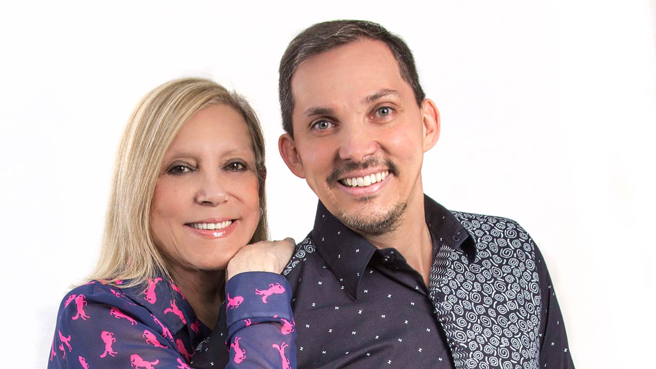 Los comunicadores sociales aclararán dudas sobre el popular certamen de belleza en su espacio radial a través de una entrega especial titulado "Detrás del Miss Venezuela en Dimes y Diretes"