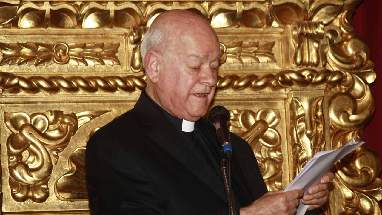 Padre José Del Rey recibe reconocimiento Honoris Causa en Universidad Javeriana