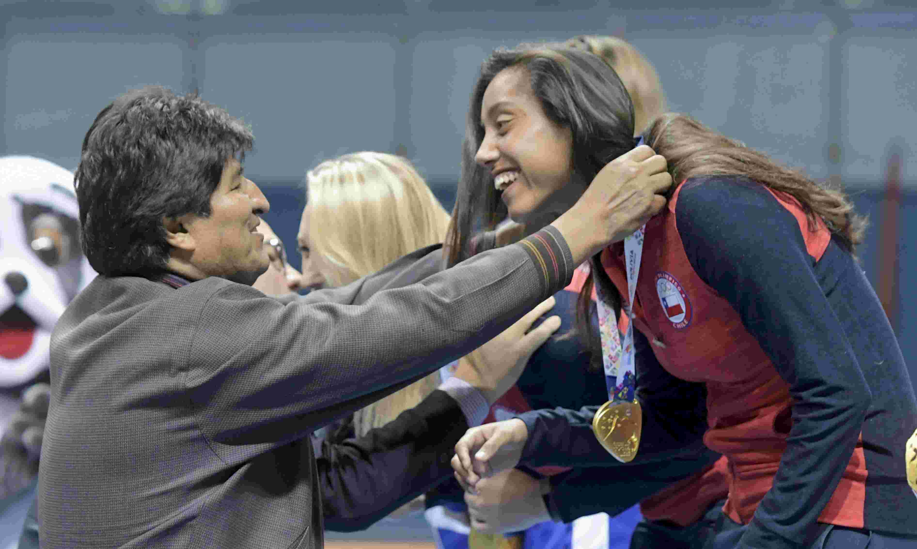 El Sumario - El presidente Evo Morales destacó el logro obtenido por todos los medallistas y les otorgó un reconocimiento en dólares