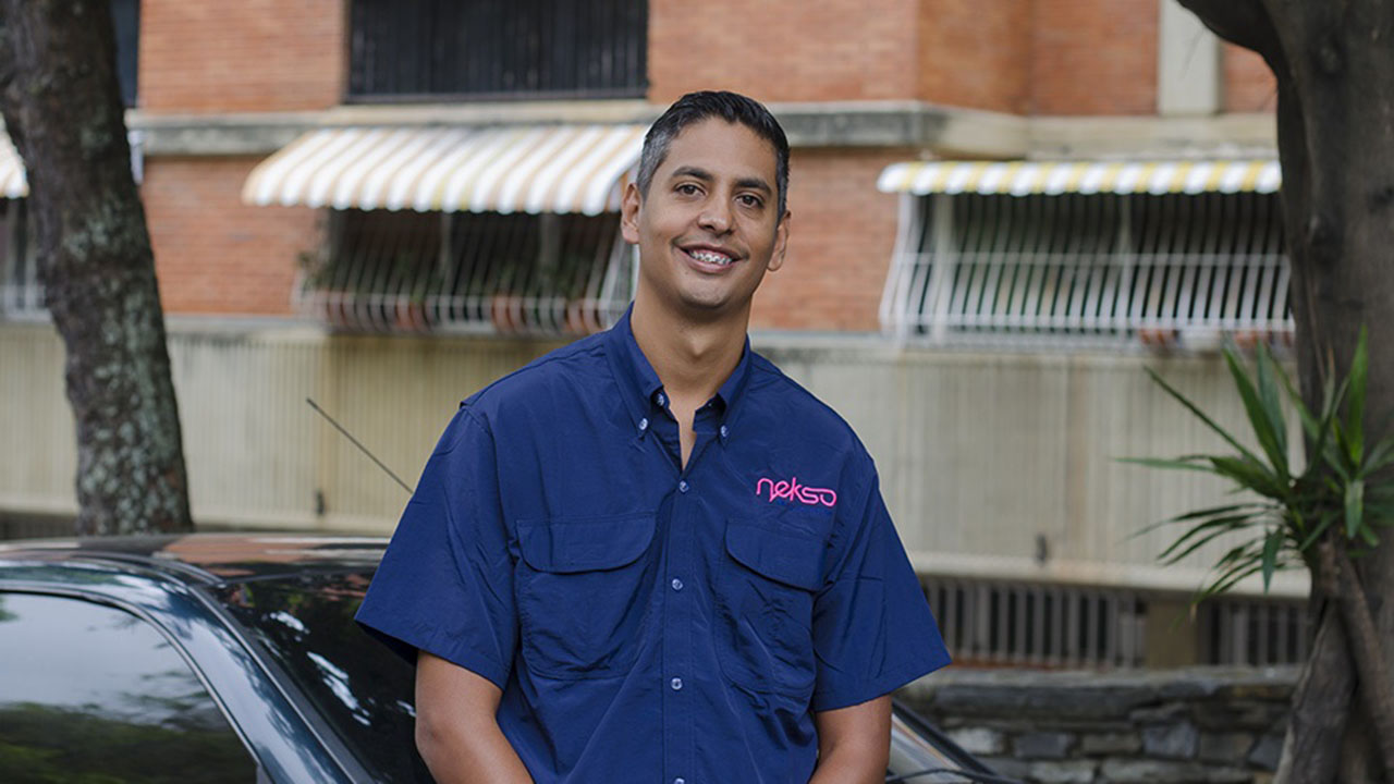 Para Richard Navarro, su experiencia en la empresa lo ha ayudado a mejorar su trabajo como conductor