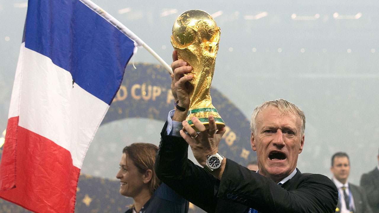 En Francia 98, logró cargar este reconocimiento como capitán de Les Blues y en Rusia 2018 lo hizo como entrenador