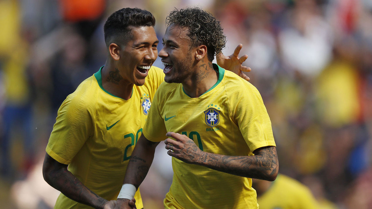 Con Neymar y varios nuevos jugadores, la “canarihna” vuelve al ruedo tras el Mundial de Rusia