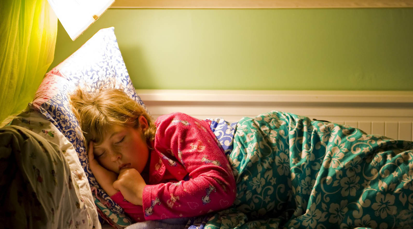 El Sumario - Un estudio reveló que la mejor manera de reponer las energías agotadas durante el día es irse a la cama con la luz apagada