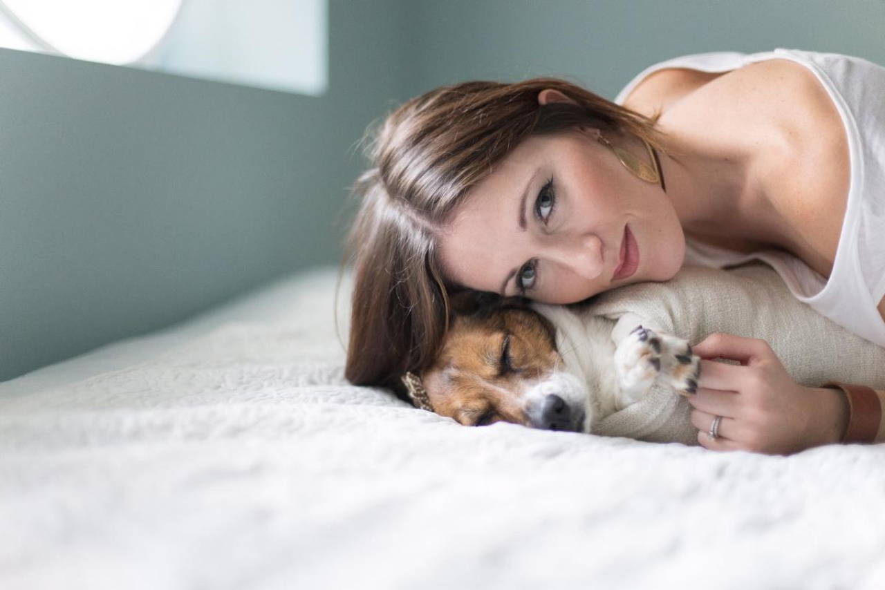 La Universidad de Canisius College documentó en la investigación que el 55% de las damas descansa plácidamente con su mascota