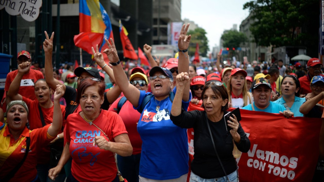 El primer vicepresidente del PSUV, Diosdado Cabello, informó que la movilización partirá desde el sector Longaray