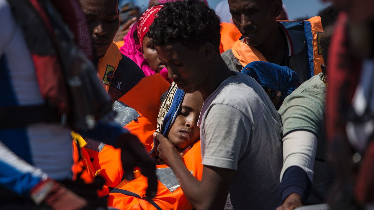 El "Alan Kurdi", de la ONG de ayuda humanitaria alemana Sea Eye, rescató a las personas frente a la costa libia el pasado 3 de abril