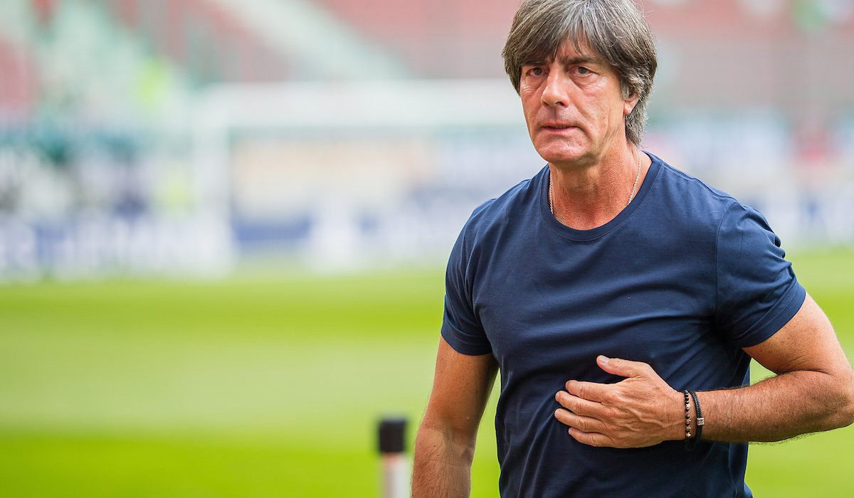 El entrenador de la selección alemana de fútbol tuvo que ser ingresado a un hospital por una obstrucción arterial
