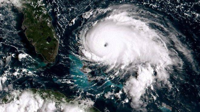 El Sumario - Tormenta tropical Larry se convertirá en huracán, según el NHC