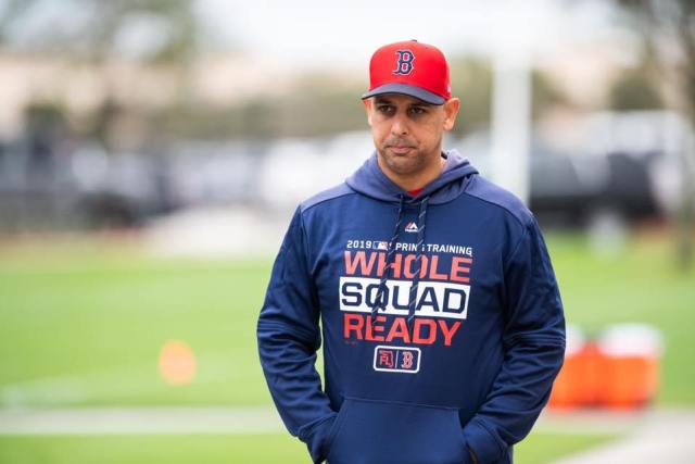 8-Alex-Cora-3