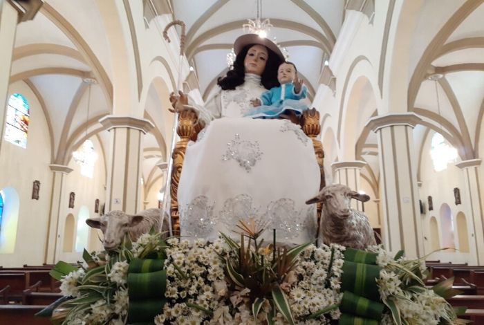 Piden a la Divina Pastora poner fin a la pandemia del COVID-19