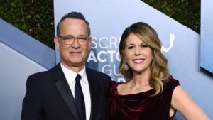 Tom Hanks envía apoyo a niño acosado por llamarse Corona