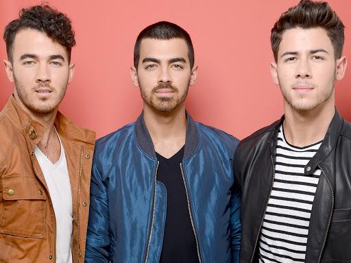 El Sumario – Jonas Brothers y Karol G Presentarán Nuevo Tema Musical