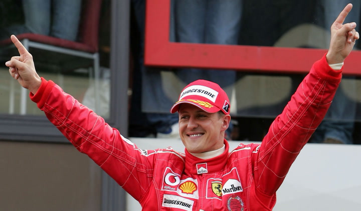 Expiloto Michael Schumacher podría recibir tratamiento con células madre